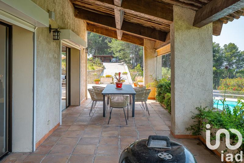 Maison - 350 m² - 10 pièces