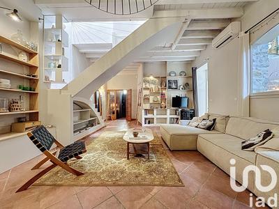 Maison de ville - 180 m² - 8 pièces