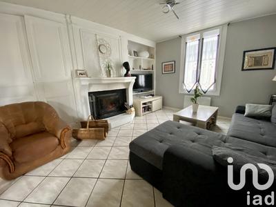 Maison - 99 m² - 4 pièces