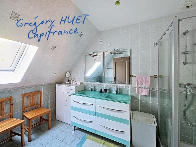 Maison - 158 m² - 9 pièces