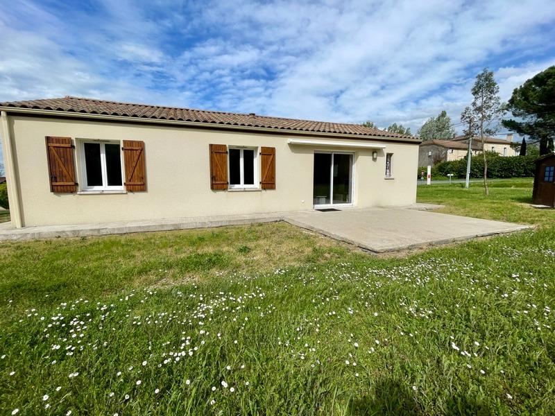 Maison - 93 m² - 4 pièces