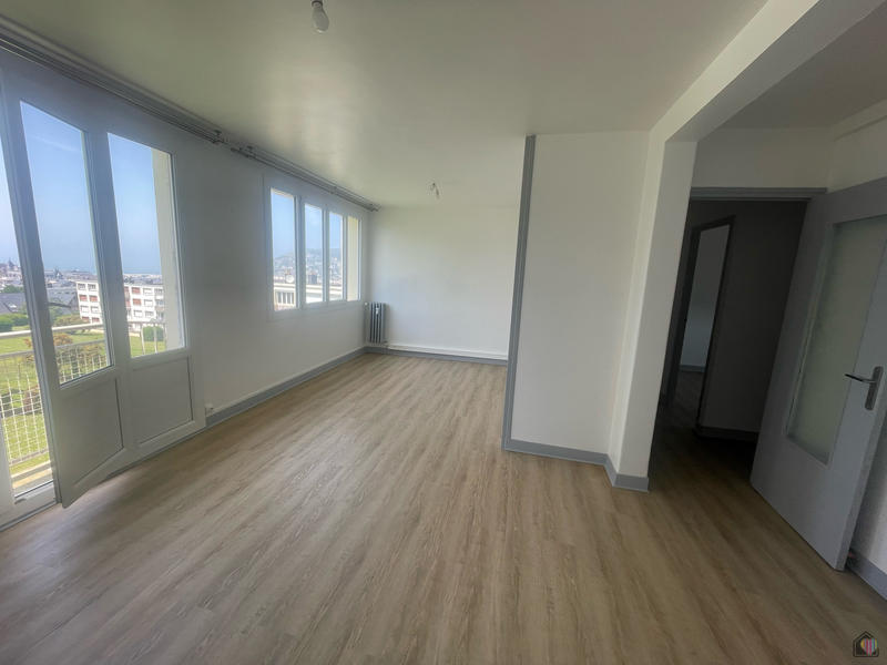 Appartement - 81 m² - 5 pièces