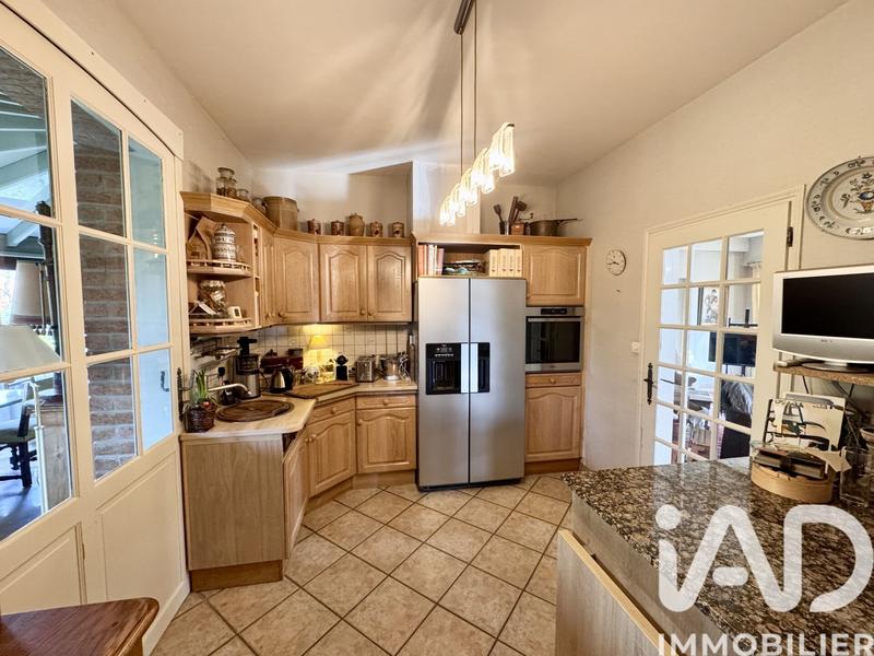 Maison - 293 m² - 10 pièces