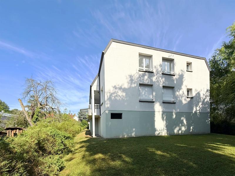 Appartement - 120 m² - 5 pièces