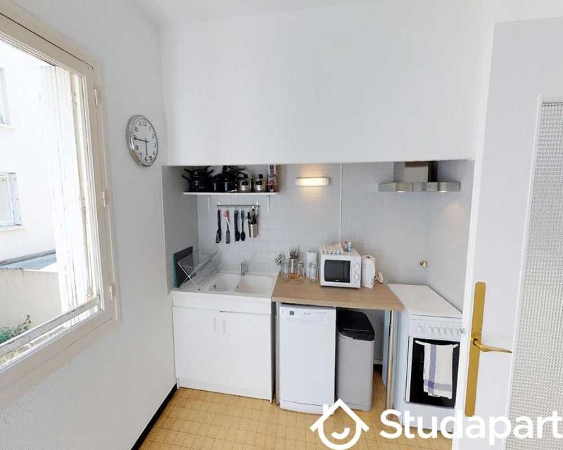 Chambre - 120 m² - 1 pièce