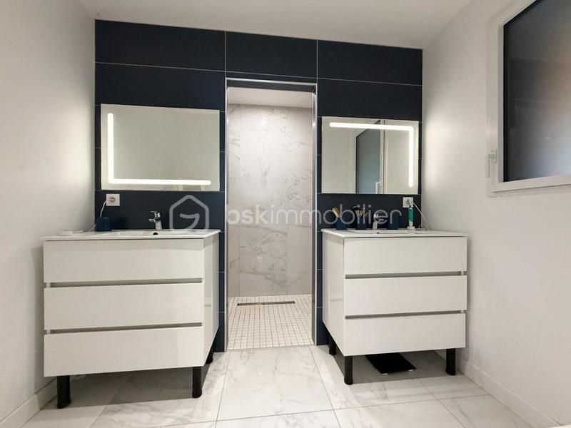 Maison - 145 m² - 6 pièces