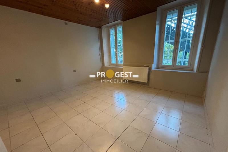 Appartement - 80 m² - 4 pièces