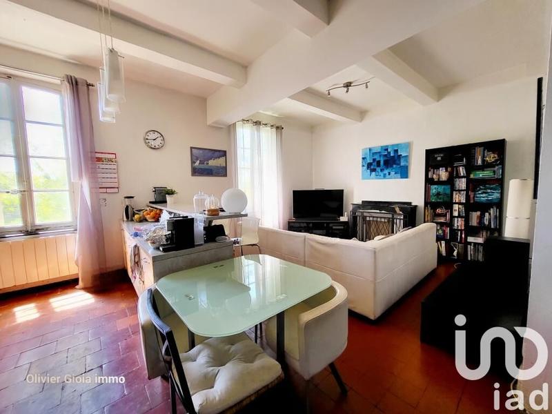 Maison - 275 m² - 11 pièces