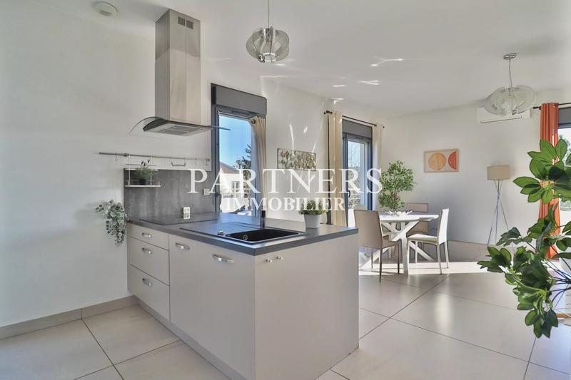 Appartement - 57 m² - 2 pièces