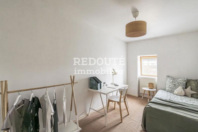 Appartement - 129 m² - 6 pièces