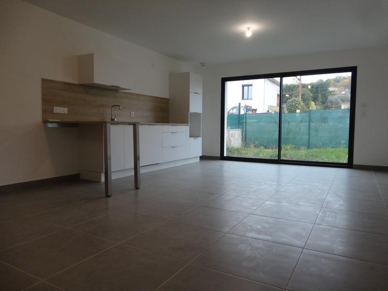 Maison - 74 m² - 4 pièces