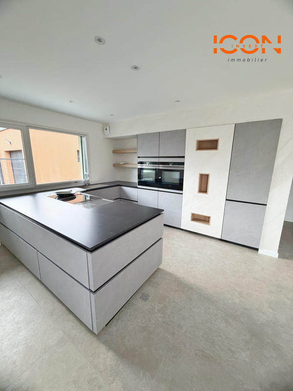 Maison - 110 m² - 4 pièces