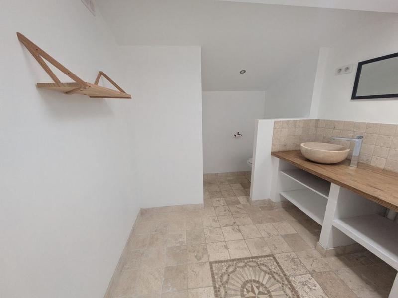 Appartement - 100 m² - 3 pièces