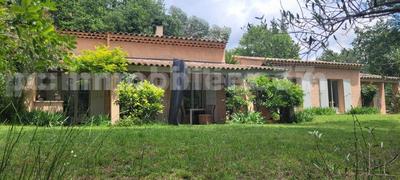 Maison traditionnelle - 152 m² - 6 pièces