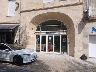 Fonds de commerce - Local commercial - 80 m²