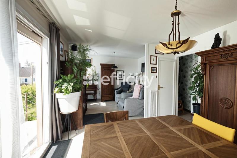 Maison - 80 m² - 4 pièces