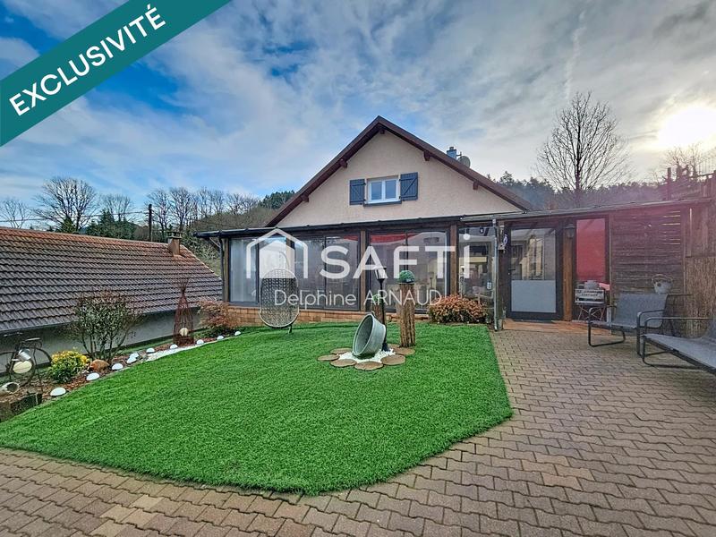 Maison - 285 m² - 10 pièces