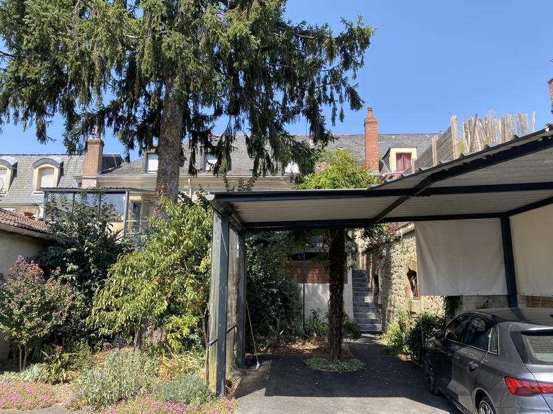 Maison - 119 m² - 8 pièces