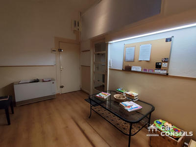 Local d'activités - 73 m²