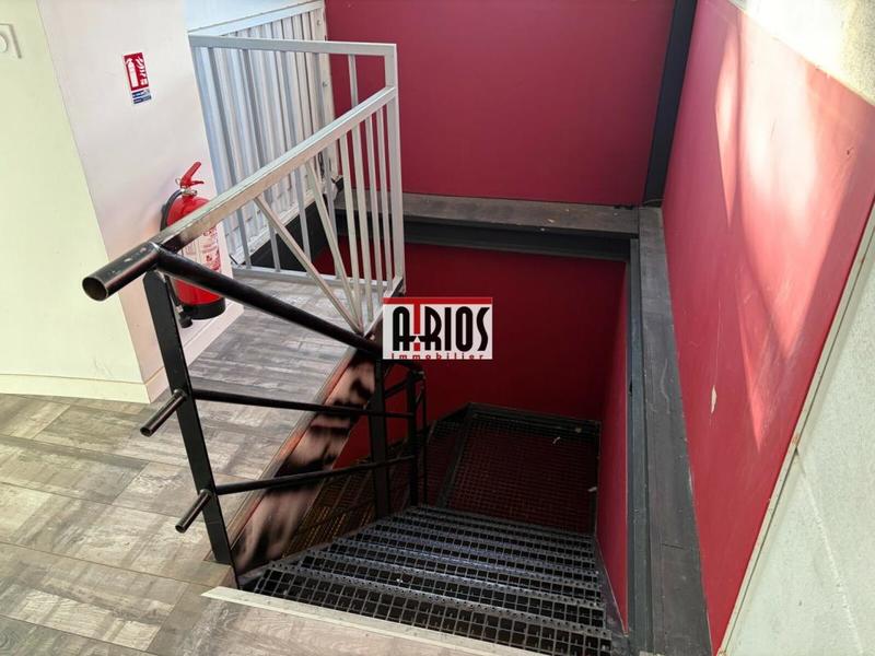 Local d'activité / Entrepôt - 550 m²