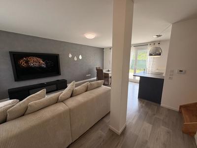 Maison - 108 m² - 6 pièces