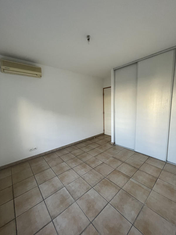 Appartement - 82 m² - 3 pièces