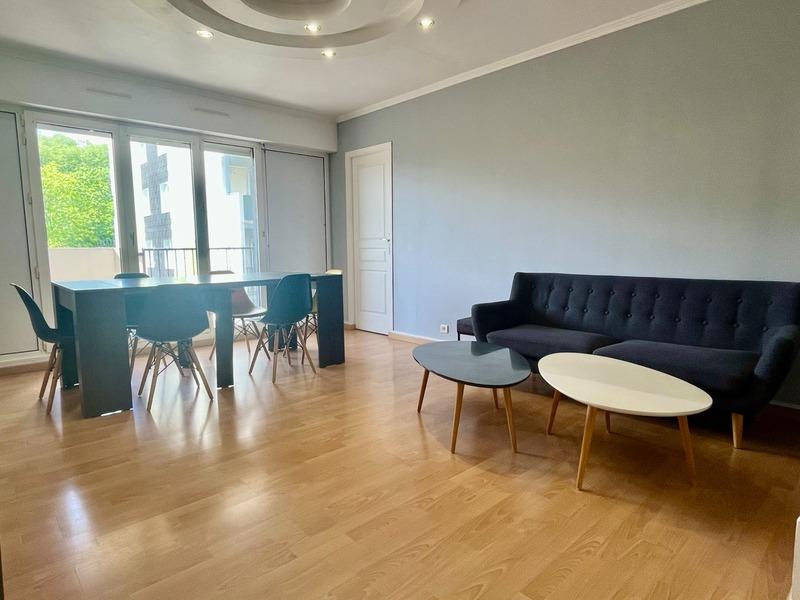 Appartement - 77 m² - 4 pièces