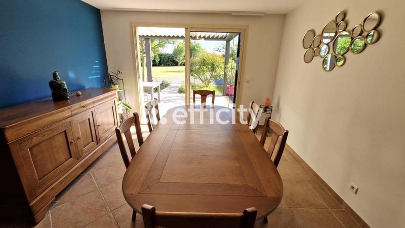 Maison - 140 m² - 5 pièces