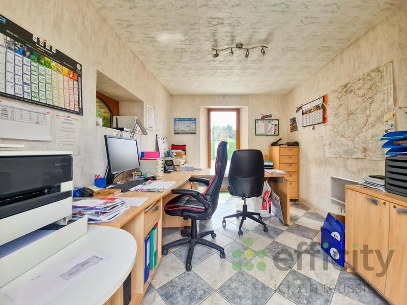 Maison - 180 m² - 7 pièces