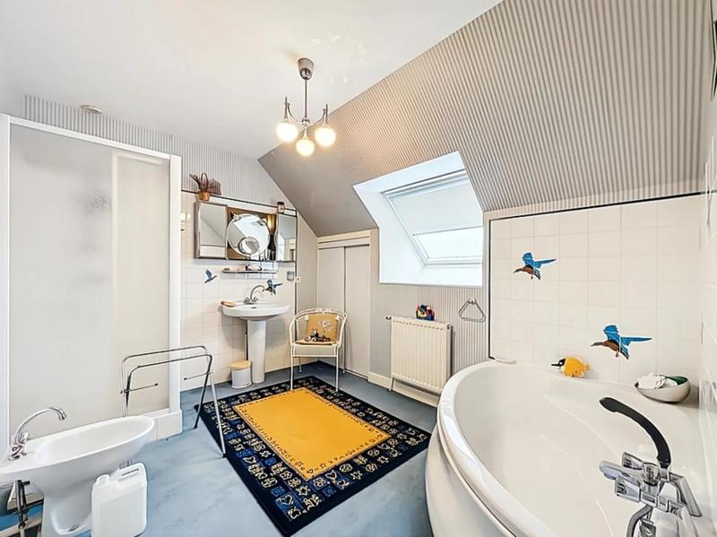 Maison - 165 m² - 5 pièces