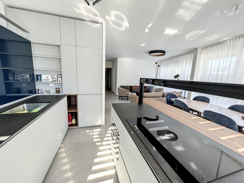 Appartement - 120 m² - 4 pièces