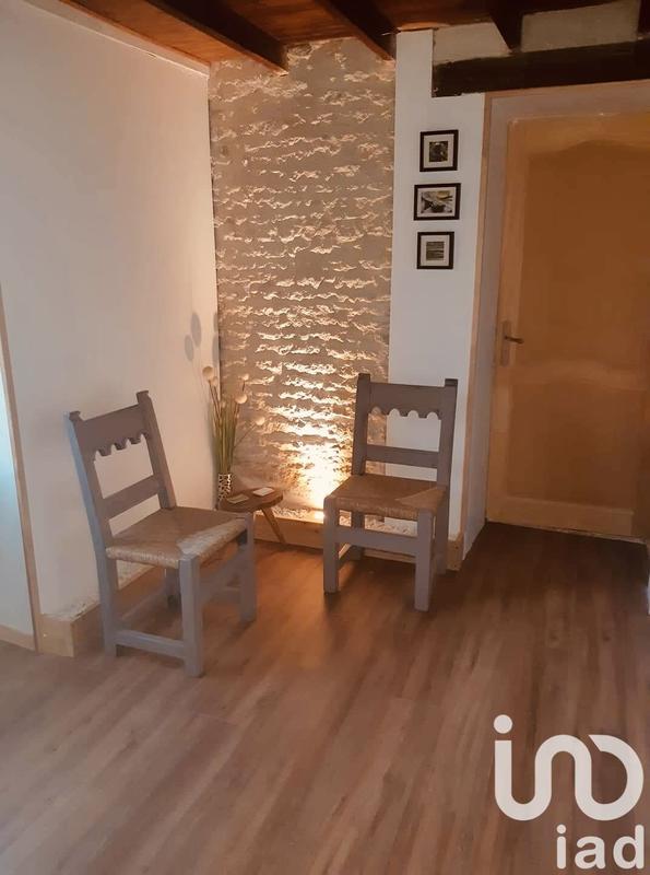 Maison - 244 m² - 9 pièces