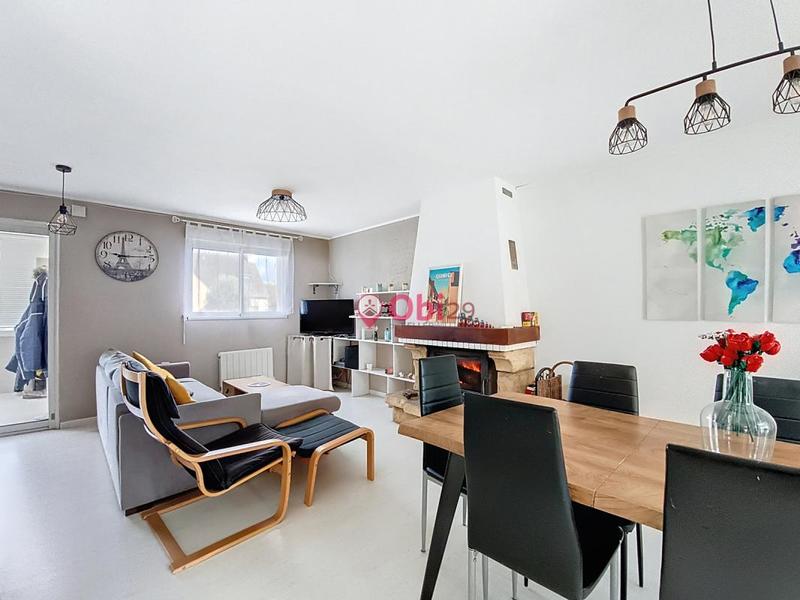 Maison - 92 m² - 5 pièces