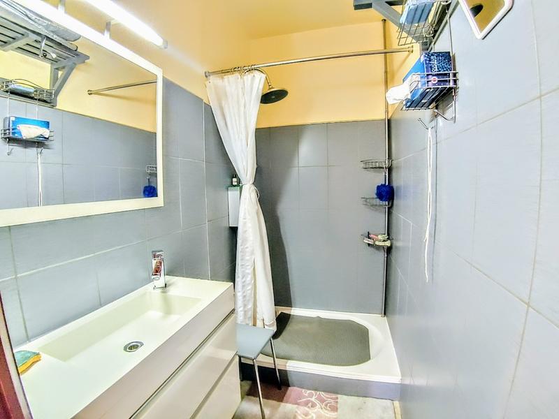 Appartement - 160 m² - 6 pièces