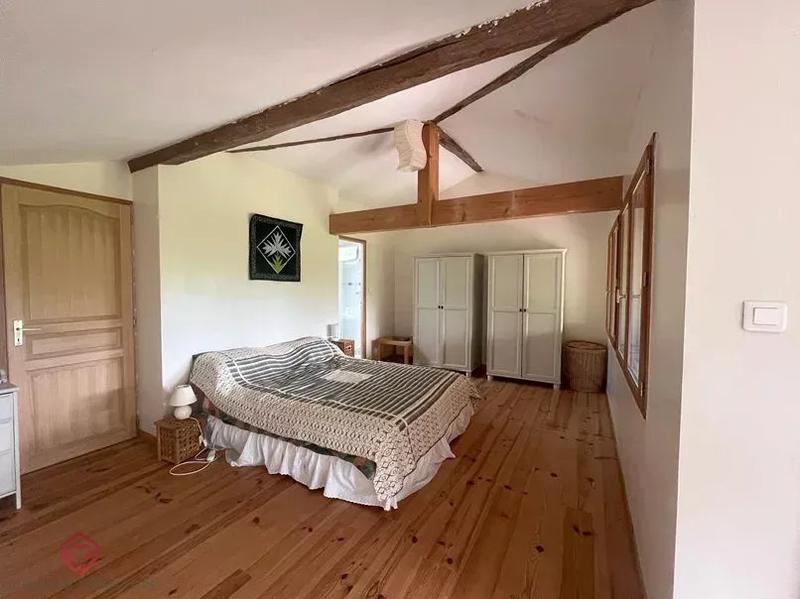 Maison - 150 m² - 5 pièces