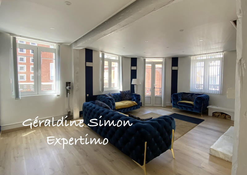 Maison - 210 m² - 7 pièces