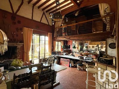 Maison - 180 m² - 8 pièces