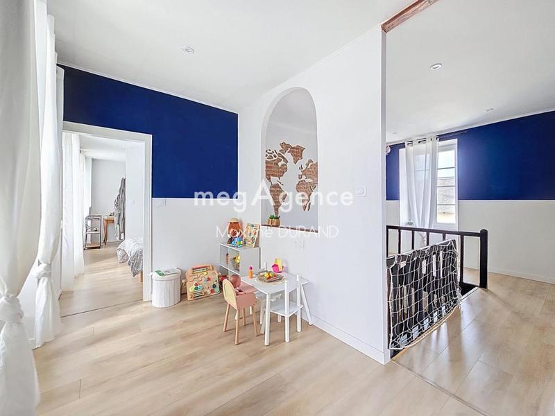 Maison - 136 m² - 6 pièces