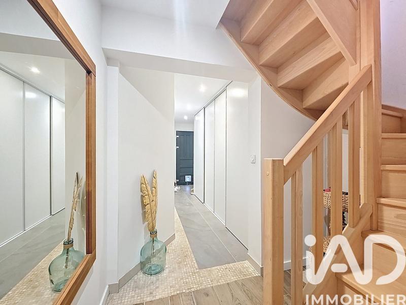 Appartement - 90 m² - 4 pièces