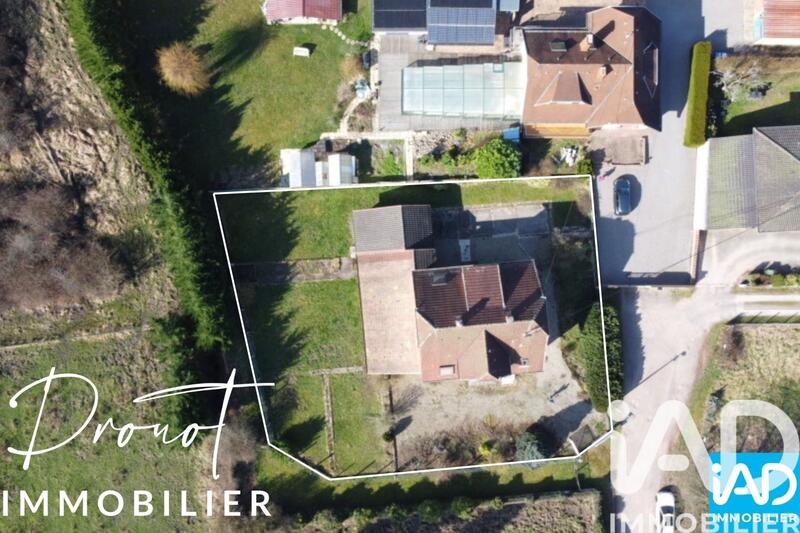 Maison - 176 m² - 8 pièces