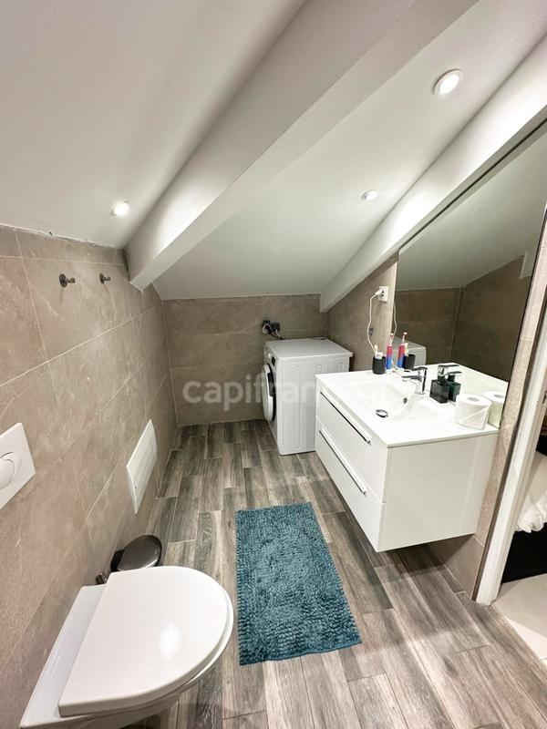 Appartement - 80 m² - 4 pièces