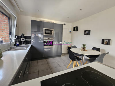 Maison - 124 m² - 8 pièces