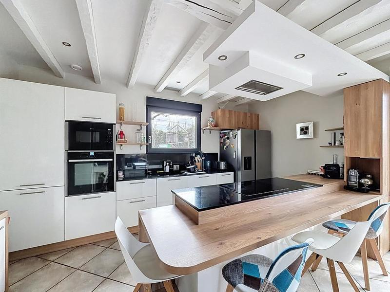 Maison - 145 m² - 5 pièces