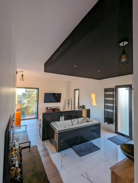 Maison - 258 m² - 6 pièces