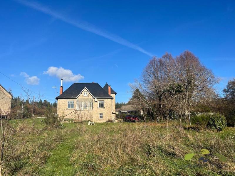 Maison en pierre - 112 m² - 6 pièces