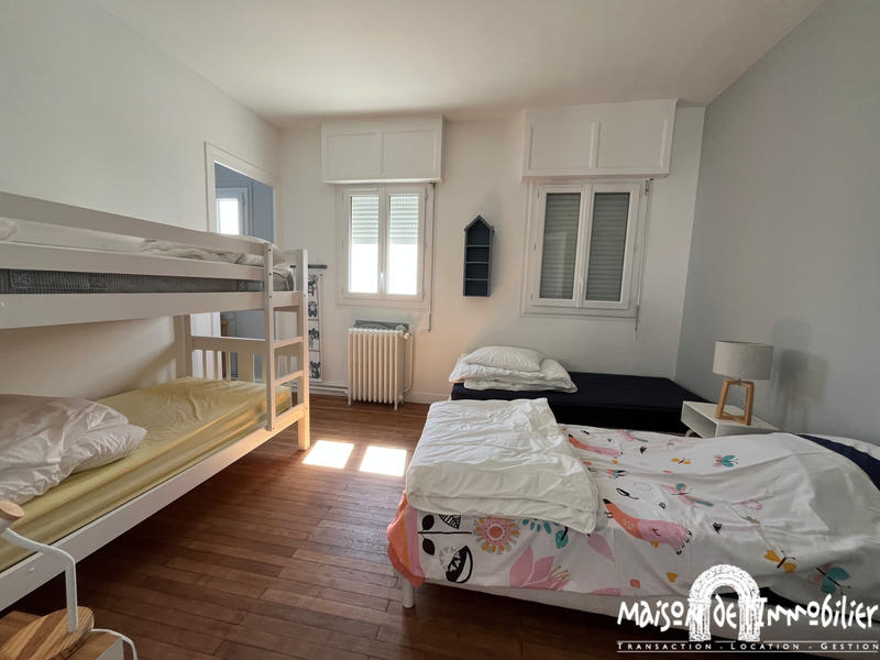 Villa - 192 m² - 7 pièces