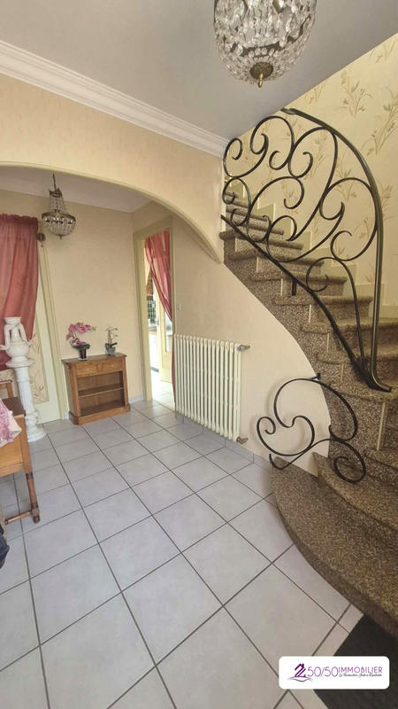 Maison - 114 m² - 7 pièces