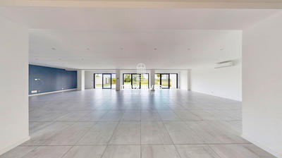 Maison contemporaine - 350 m² - 10 pièces