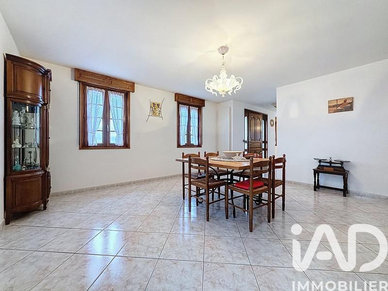 Maison - 290 m² - 8 pièces
