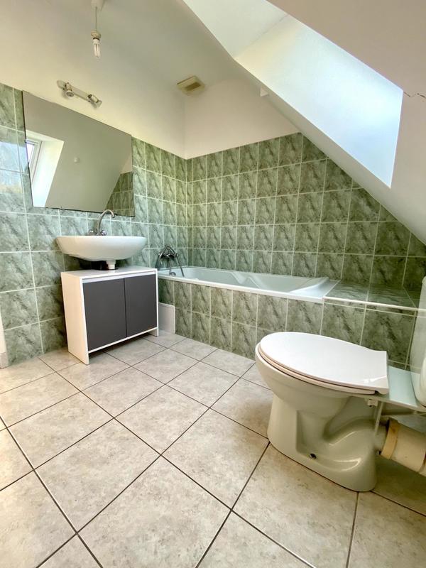 Maison - 89 m² - 5 pièces